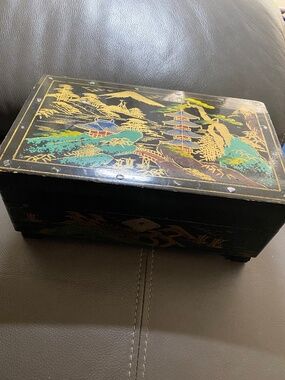 Vintage Asian Jewelry Box Pink Lining